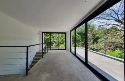 Sobrado á venda com 318m e 3 dormitórios em jardim paulista - são paulo - sp