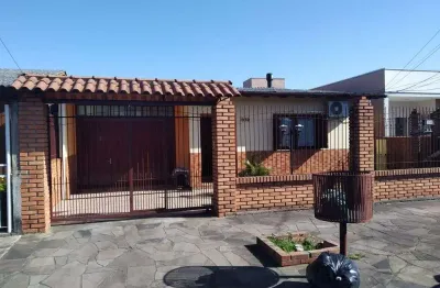 Casa com 4 quartos à venda na Rua Pandiá Calógeras, --, Niterói, Canoas