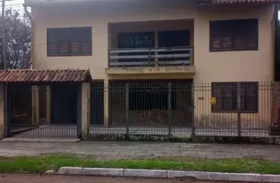 Sobrado com 187,08 m² com 4 dormitórios no bairro niteroi canoas rs
