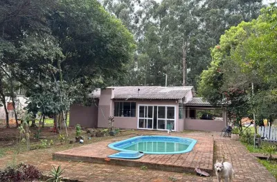 Chácara com 1860,00 m² com casa de alvenaria piscina  aguas claras viamão