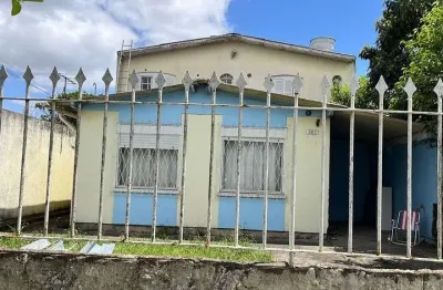 Sobrado com 180,00m² de com 2 dormitórios bairro parque florido gravataí rs.