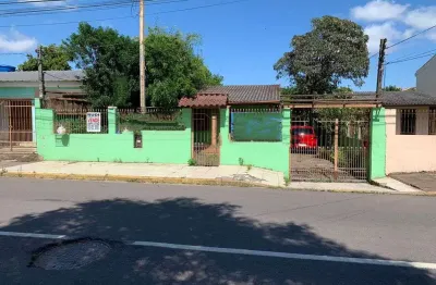 Terreno com 2 casas de alvenaria no mesmo pátio rua lajeado bairro niteroi