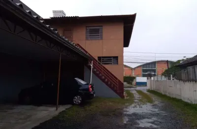 Predio comercial com pavilhão e apartamento no bairro niteroi