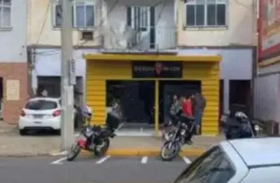 Casa com 5 quartos à venda na Rua Júlio de Castilhos, --, Niterói, Canoas