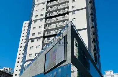 Mobiliado em Meia Praia, Itapema: Ed. Zurick com 3 Suítes, Vista Panorâmica e Lazer de Resort