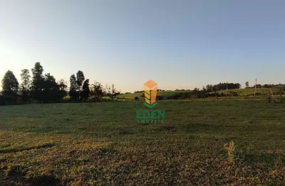 Sítio são josé de 31.000 metros quadrados, conta com pequena casa de 3 quartos, oportunidade única, bom retiro em porto feliz/sp