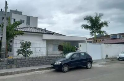 Casa com 5 quartos à venda em vendaval, biguaçu  por r$ 930.000