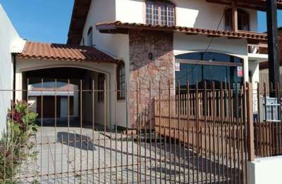 Casa com 3 quartos para alugar na praia joão rosa, biguaçu , 160 m2 por r$ 3.500