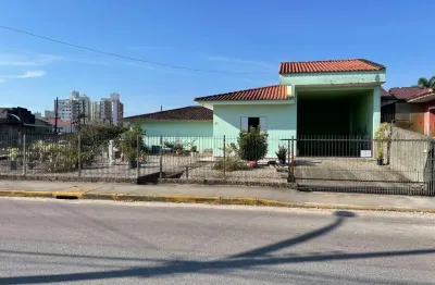 Casa com 2 quartos à venda em rio caveiras, biguaçu  por r$ 750.000