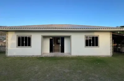 Casa com 4 quartos para alugar no areias de baixo, governador celso ramos  por r$ 2.200