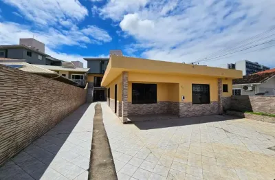 Casa com 3 quartos à venda na praia joão rosa, biguaçu  por r$ 650.000