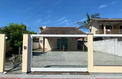 Casa com 3 quartos à venda no jardim janaina, biguaçu  por r$ 750.000