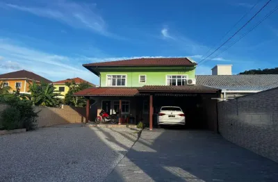 Casa com 3 quartos à venda em rio caveiras, biguaçu  por r$ 745.000