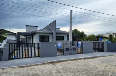 Casa com 2 quartos à venda em Prado de Baixo, Biguaçu  por R$ 480.000