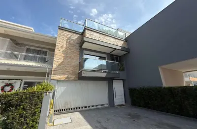 Casa em condomínio fechado com 4 quartos à venda em deltaville, biguaçu  por r$ 1.908.000
