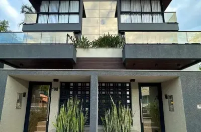 Casa com 3 quartos à venda no Armaçao da Piedade, Governador Celso Ramos  por R$ 1.790.000