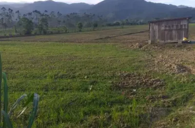 Terreno à venda no Três Riachos, Biguaçu 