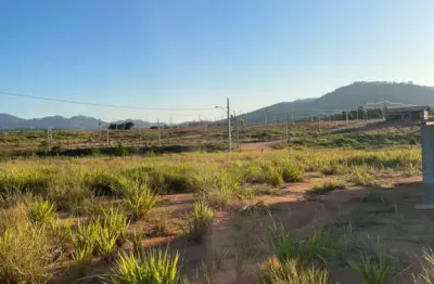 Terreno à venda no areias de baixo, governador celso ramos  por r$ 168.000
