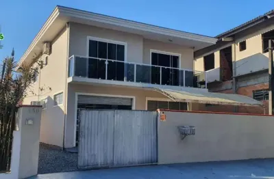 Casa com 3 quartos à venda na Rua São Clemente, Itinga, Joinville