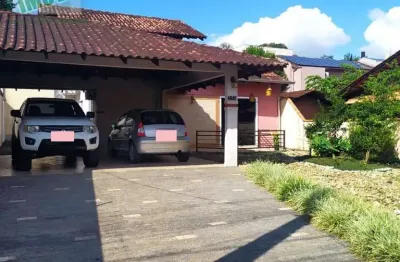 Casa com 2 quartos à venda na Praça Nereu Ramos, Centro, Joinville