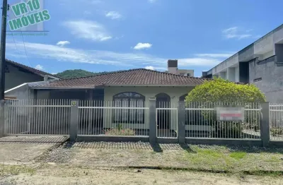 Casa com 3 quartos à venda na Rua Samuel Figueredo, Itinga, Joinville