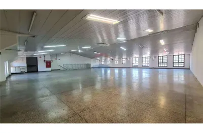 Aluga-se sala comercial 2° piso r$8.500,00 - centro