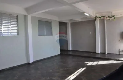 Sobrado aconchegante com duas varandas com linda vista no alto do Braz Cavenaghi, 3 dormitórios