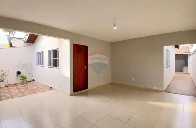 Casa dos seus sonhos em penha do rio do peixe, com 3 dormitórios!