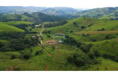 Propriedade rural com 20 hectares, nascentes, solo fértil e clima de altitude – lindóia/sp