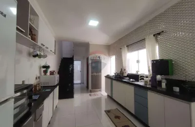 Casa com 3 quartos à venda na Rua Jose Montejano, 54, Jardim Sakaida, Mogi Guaçu