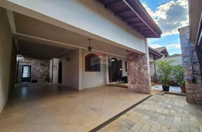 Casa de alto padrão à venda no centro de itapira - ao lado do parque juca mulato