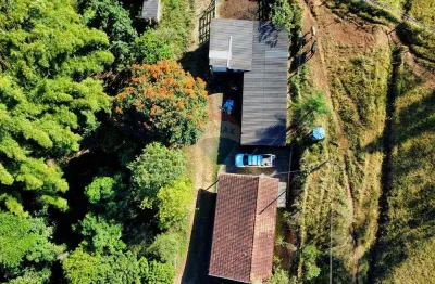 Sítio a venda em socorro s.p. com 199.380 metros quadrados de área total ; com uma casa com 2 quartos ,1 banheiro e 01 cozinha
