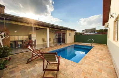 Casa térrea com 3 quartos - Jardim Patrícia, Mogi Mirim - R$ 734.990