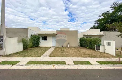 Casa  em Mogi Mirim com 3 Quartos uma suíte valor do Investimento 395.000 condominio fechado