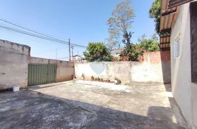 Casa com 2 quartos à venda na Rua Elena Veloso Duraes, 65, Parque das Laranjeiras, Mogi Mirim