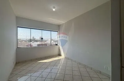 Casa com 2 quartos para alugar no Centro, Mogi Guaçu 