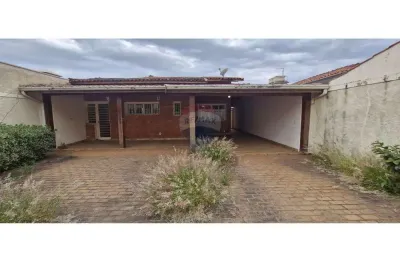 Casa para alugar no centro em mogi mirim. at: 622mt - r$ 6.000,00