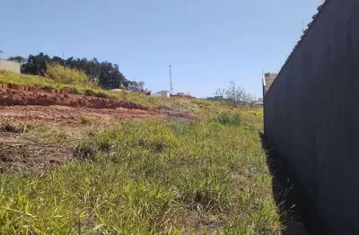 Terreno bem localizado em itapira - 310m²,  vila esperança
