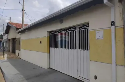 Casa com 3 quartos à venda na Rua Herminio Frasseto, 101, Loteamento Conjunto Habitacional Antônio Assad Alcici, Itapira