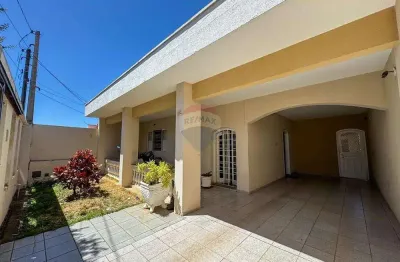 Casa com 3 quartos à venda no Jardim Murilo, Mogi Guaçu 