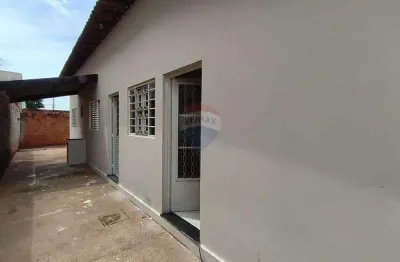 Casa com 2 quartos para alugar no Jardim Novo II, Mogi Guaçu 