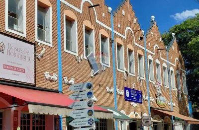 Sala comercial para alugar na Rua Campo De Pouso, 152, Centro, Holambra