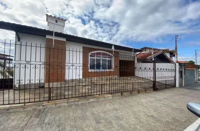 Sobrado com piscina e edícula no bairro do assunção – águas de lindóia/sp r$ 750.000,00.