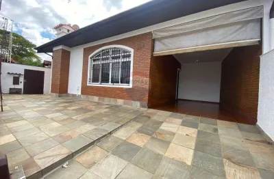 Sobrado com Piscina e Edícula no Bairro do Assunção – Águas de Lindóia/SP R$ 750.000,00.