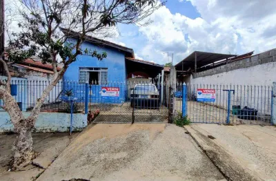 Casa com 3 quartos à venda na Rua Jorge Duarte Filho, 170, Parque das Laranjeiras, Mogi Mirim