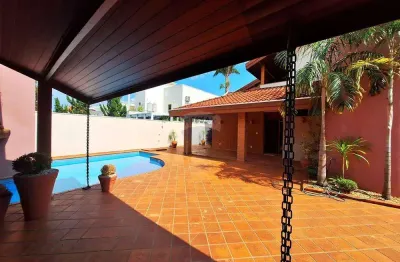 Casa em condomínio morro vermelho escritório , 4 salas, 3 dormitórios