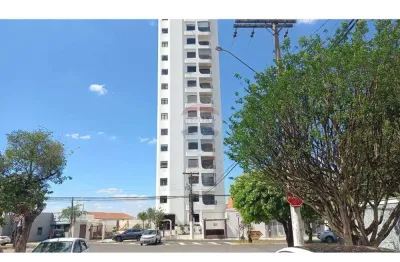 Apartamento com 3 quartos para alugar na Cel Venancio Ferreira Alves Adorno, 89, Nova Mogi, Mogi Mirim