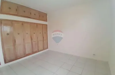 Locação sala comercial centro de mogi mirim por 900,00 reias 17 m² com banheiro