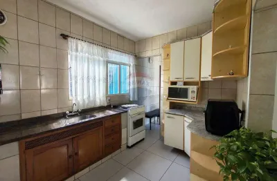 Casa ampla com edícula completa à venda no Parque São Camilo em Mogi Guaçu