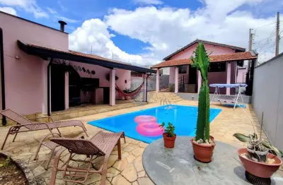 Casa com 2 quartos à venda na Avenida Luiz Gonzaga de Amoedo Campos, 1087, Aterrado, Mogi Mirim